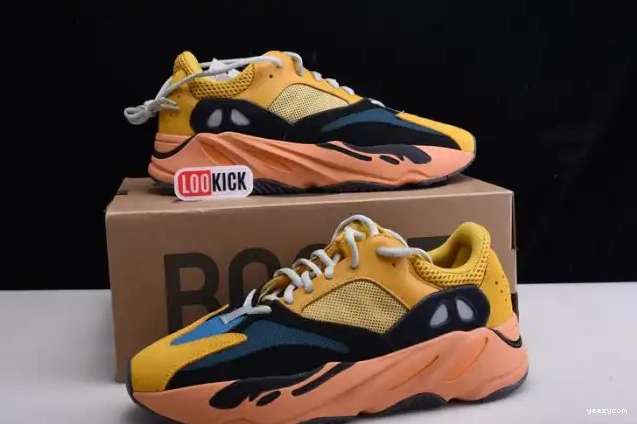 NEW 700 RUNNER ADIDAS COLORWAY SUN GZ6984 BOOST WAVE YEEZY YELLOW 0705